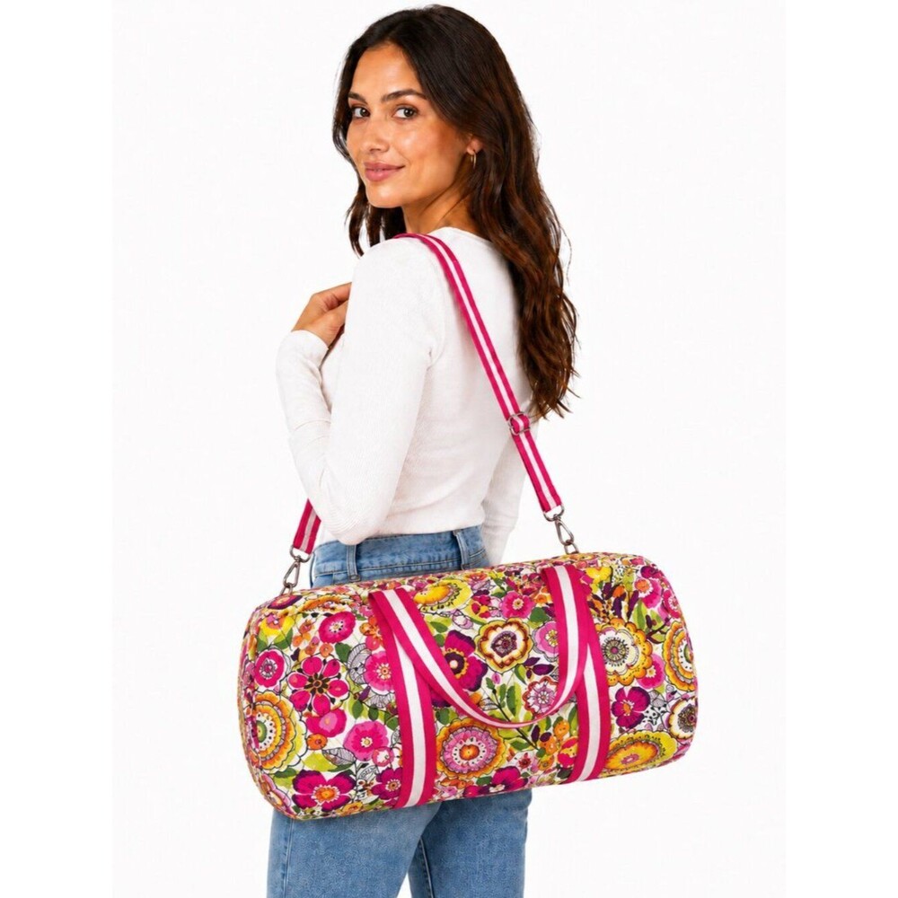 Retired Vera Bradley Jazzy Blooms Large Barrel Duffel Travel Bag Like New